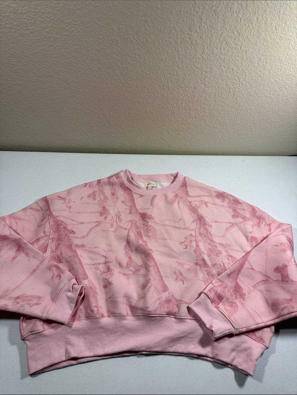 Women's Pink Camo Print Crewneck Sweatshirt